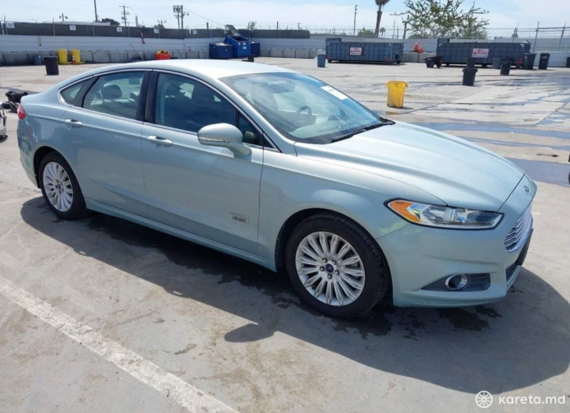 Ford Fusion 2013 г. 196000 км