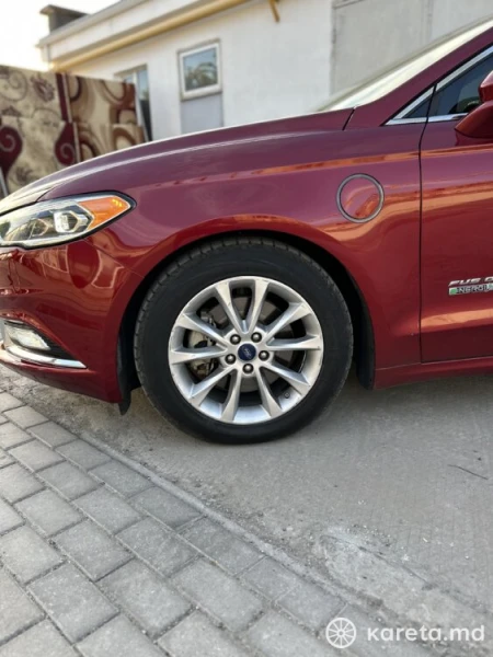 Ford Fusion 2017 г. 230000 км