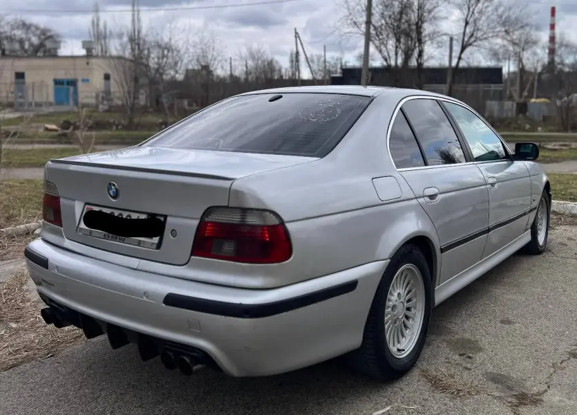 BMW 5 Series 2001 г. 231000 км
