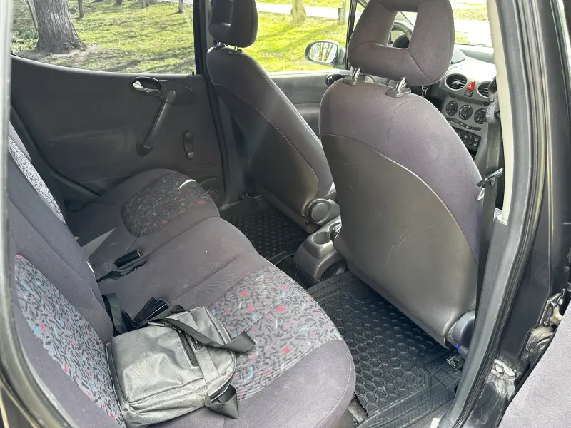 Mercedes-Benz A-Class 1998 г. 300 км