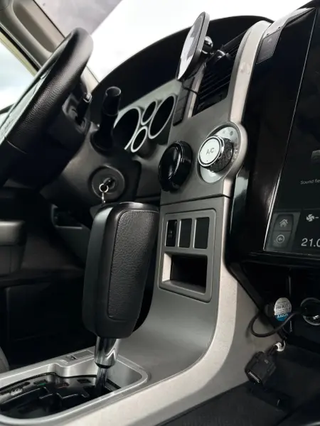 Toyota Sequoia 2008 г. 290000 км