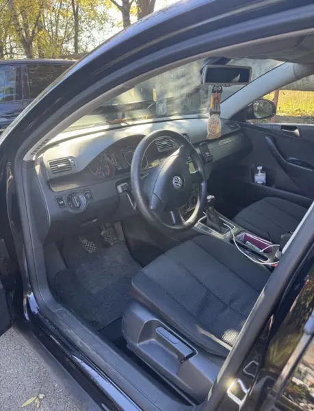 Volkswagen Passat 2009 г. 350 км