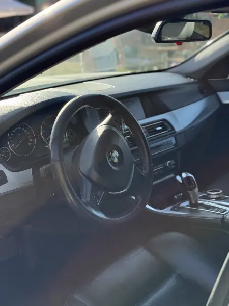 BMW 5 Series 2010 г. 310000 км