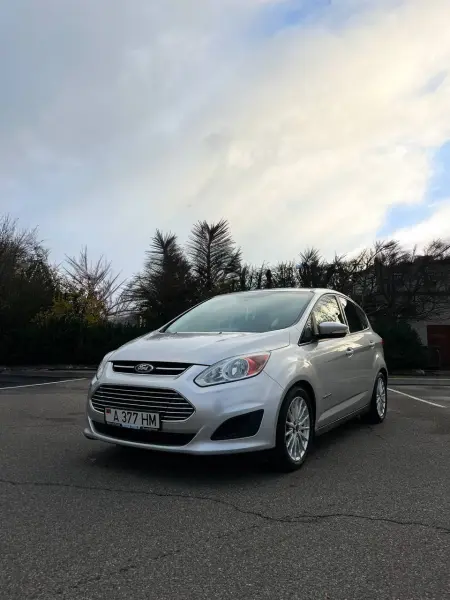 Ford C-Max 2013 г. 104000 км