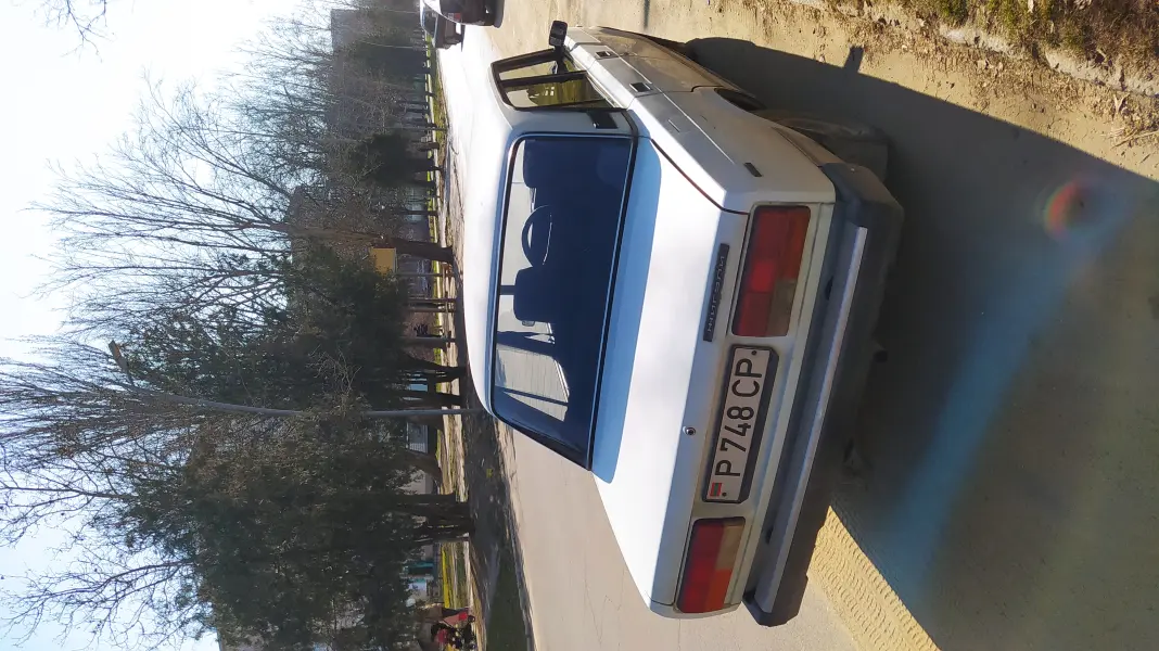 ВАЗ 2107 1990 г. 100000 км