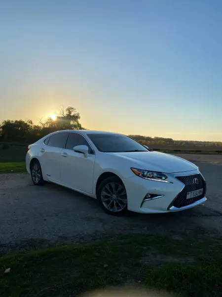 Lexus ES 2013 г. 118 км