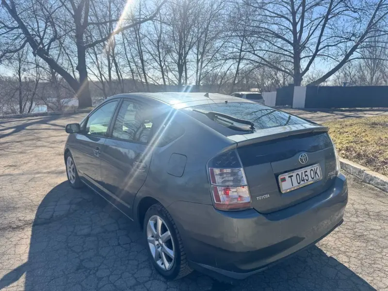 Toyota Prius 2005 г. 197 км