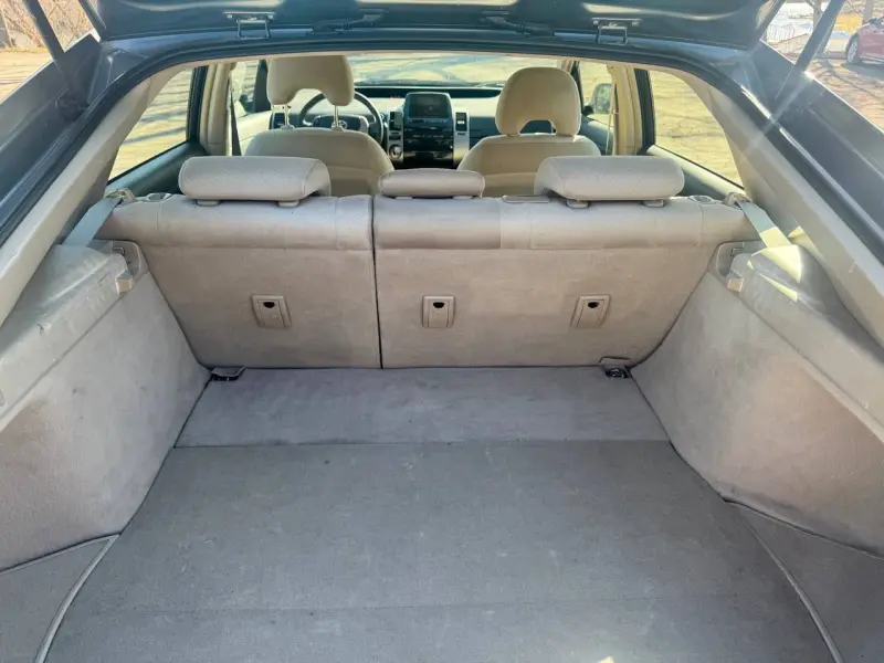 Toyota Prius 2005 г. 197 км