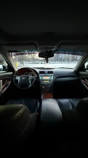 Toyota Camry 2008 г. 293000 км