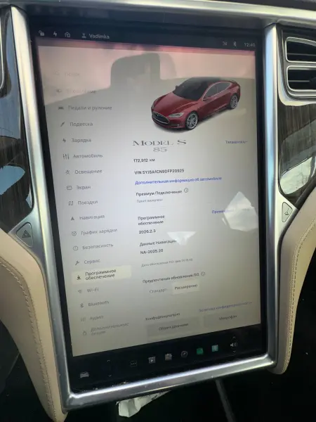 TESLA S 2014 г. 107000 км