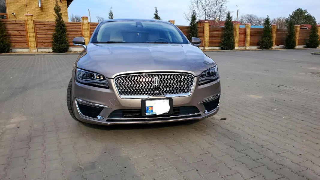 Lincoln MKZ 2019 г. 105000 км