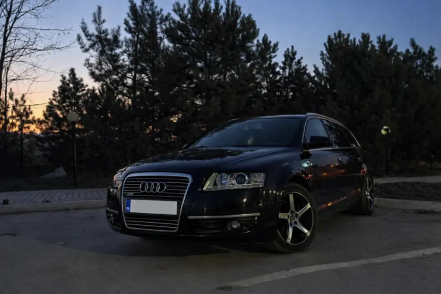 Audi A6 2005 г. 999999 км
