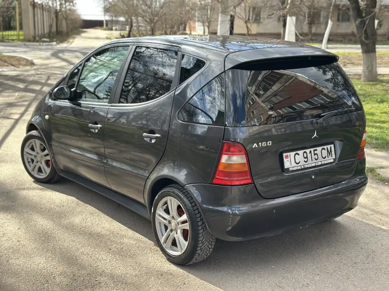 Mercedes-Benz A-Class 1998 г. 300 км