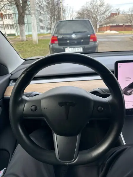 TESLA 3 2018 г. 170000 км