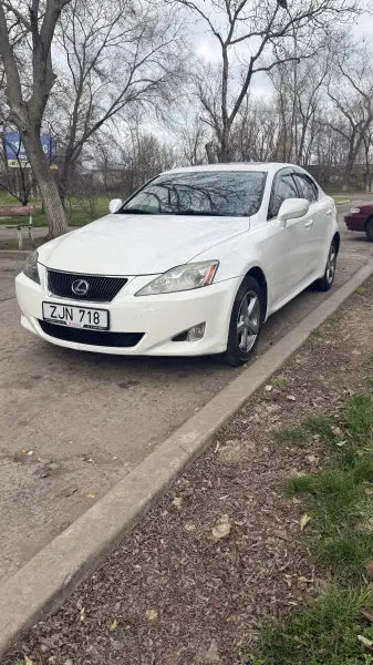 Lexus IS 2008 г. 150000 км