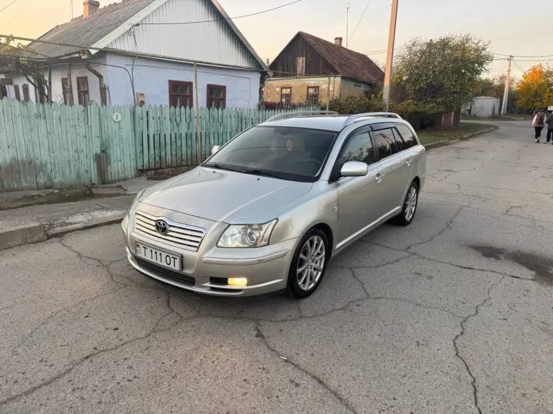 Toyota Avensis 2005 г. 275000 км