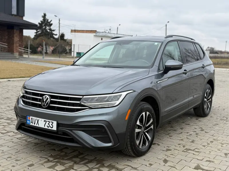 Volkswagen Tiguan 2023 г. 33000 км