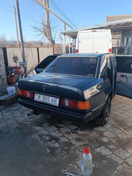 Mercedes-Benz E-Class 1996 г. 230 км