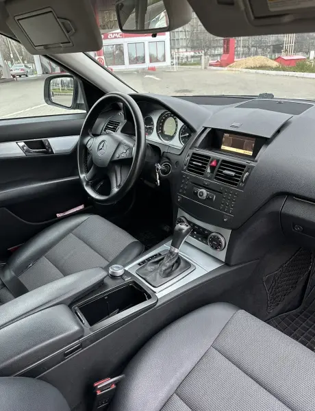 Mercedes-Benz C-Class 2008 г. 281000 км