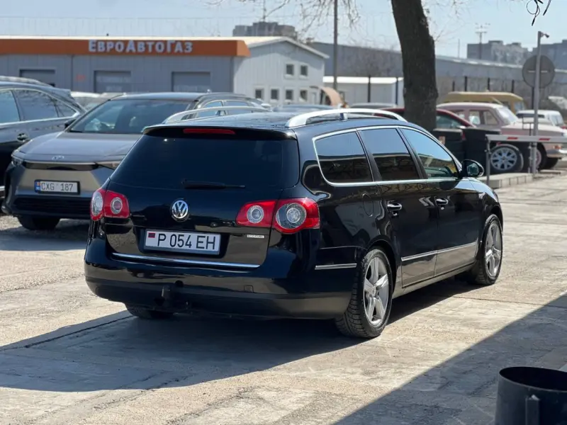 Volkswagen Passat 2009 г. 215000 км