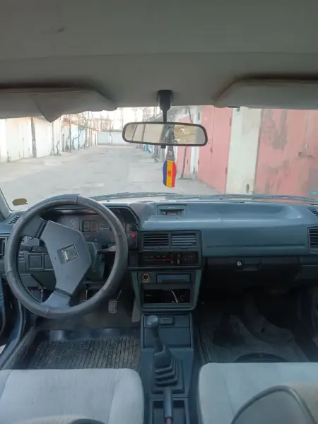 Mazda 323 1987 г. 240000 км