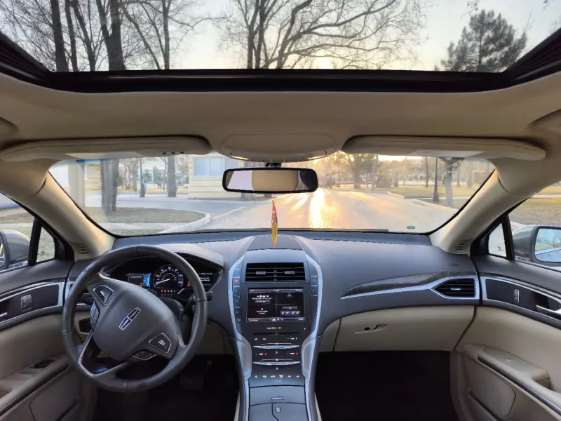 Lincoln MKZ 2014 г. 120000 км