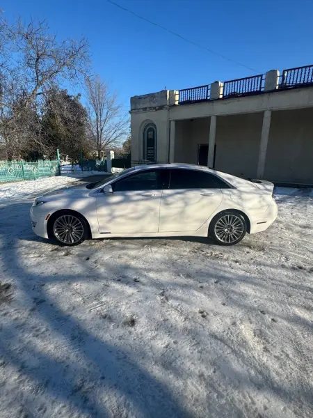 Lincoln MKZ 2016 г. 230000 км