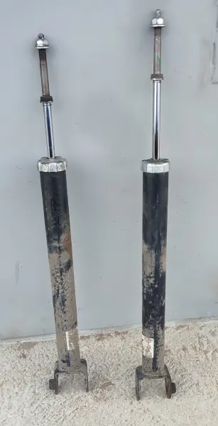 Nissan Altima 2008 2.5 амортизаторы и запчасти