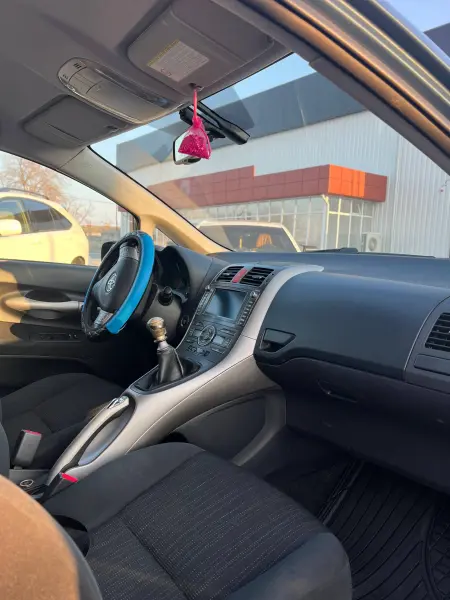 Toyota Auris 2007 г. 189000 км