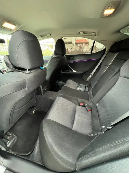 Lexus IS 2008 г. 215000 км