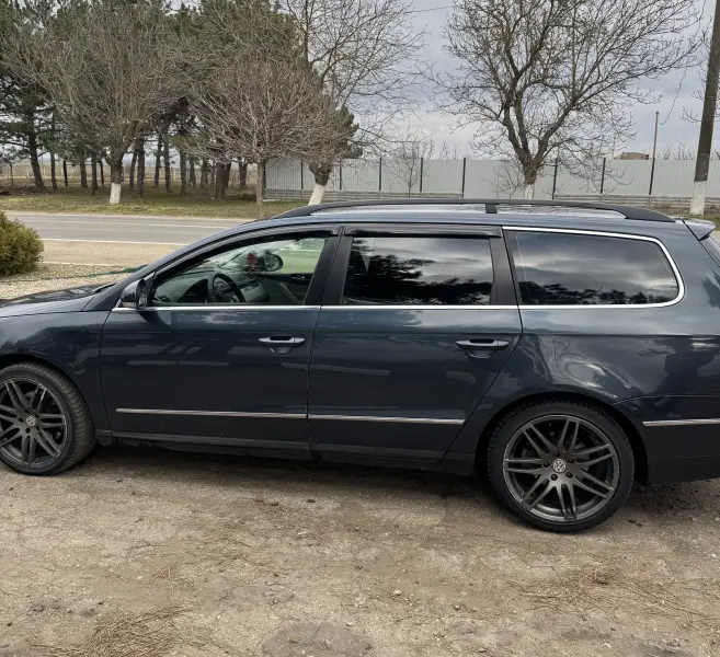 Volkswagen Passat 2007 г. 215000 км