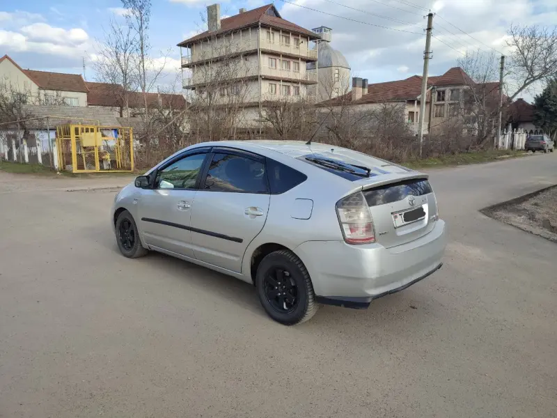 Toyota Prius 2007 г. 216000 км
