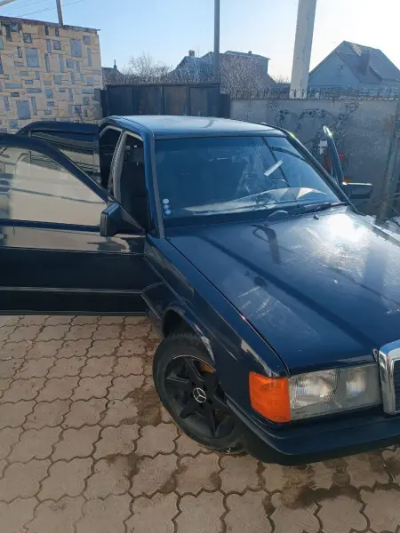 Mercedes-Benz E-Class 1996 г. 230 км