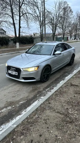 Audi A6 2015 г. 260000 км