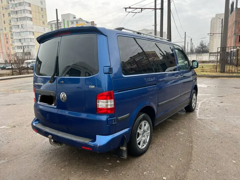 Volkswagen Transporter 2006 г. 360 км