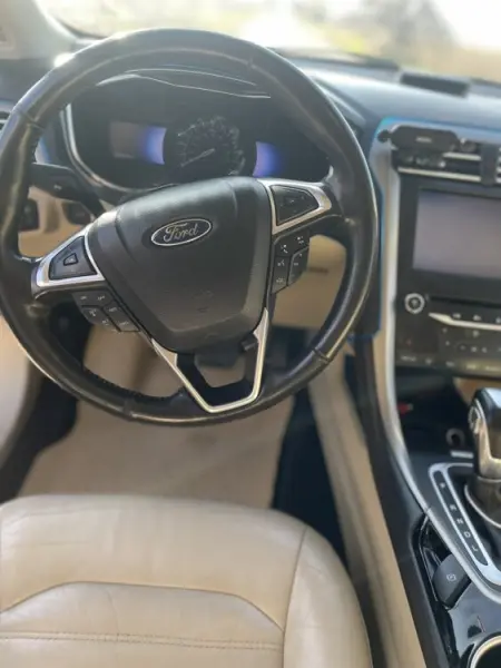 Ford Fusion 2012 г. 235998 км