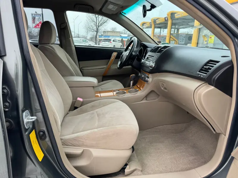 Toyota Highlander 2009 г. 185000 км