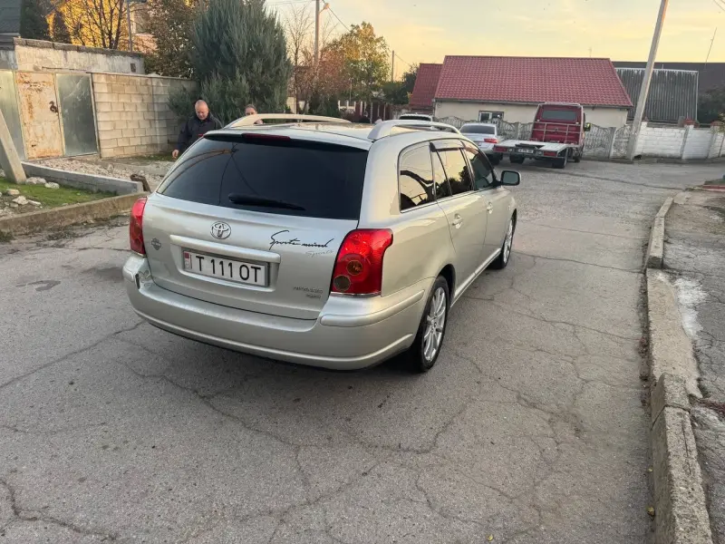 Toyota Avensis 2005 г. 275000 км