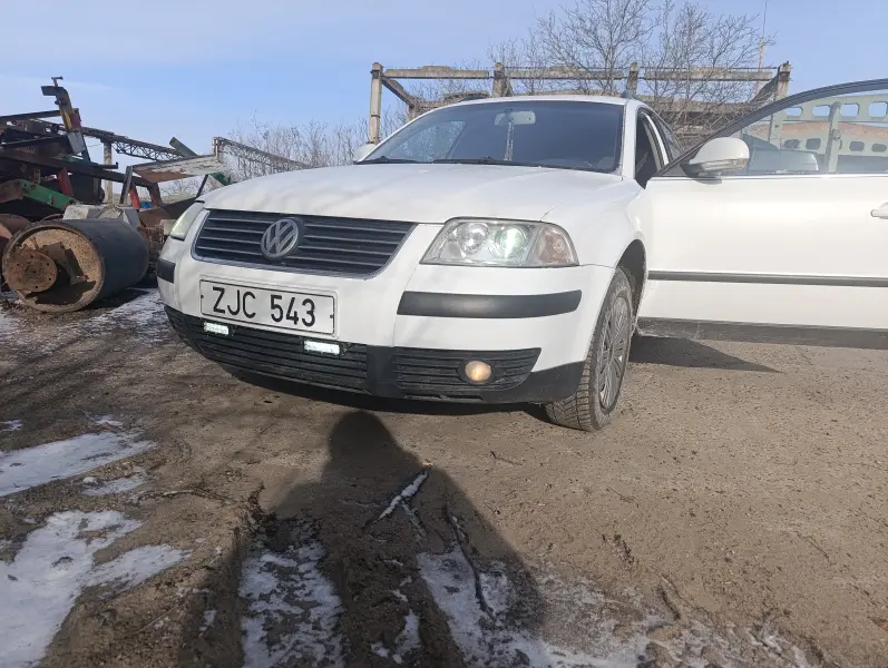 Volkswagen Passat 2005 г. 350000 км
