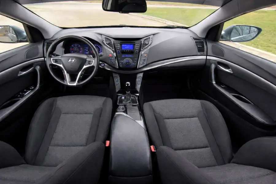 Hyundai Sonata 2013 г. 159000 км