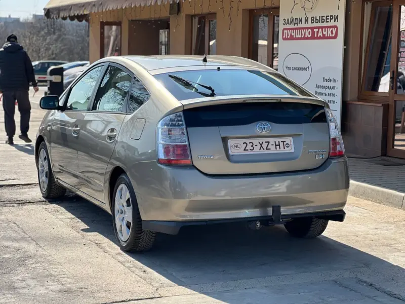 Toyota Prius 2008 г. 189000 км