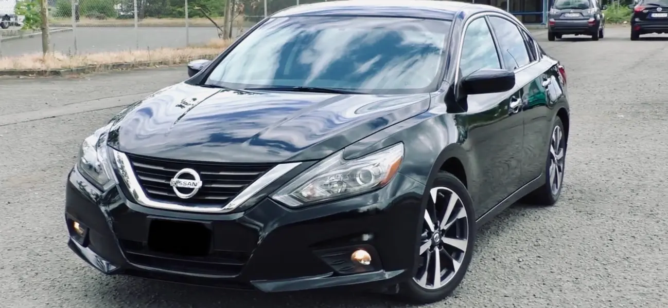 Nissan Altima 2016 г. 128 км