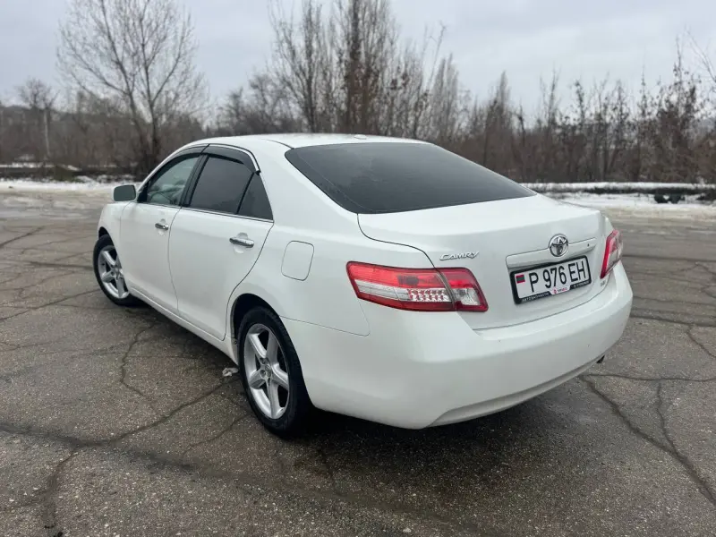 Toyota Camry 2010 г. 198000 км