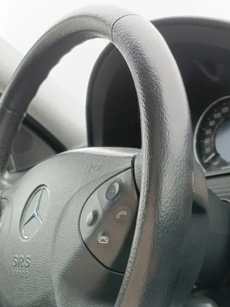 Mercedes-Benz E-Class 2004 г. 256000 км