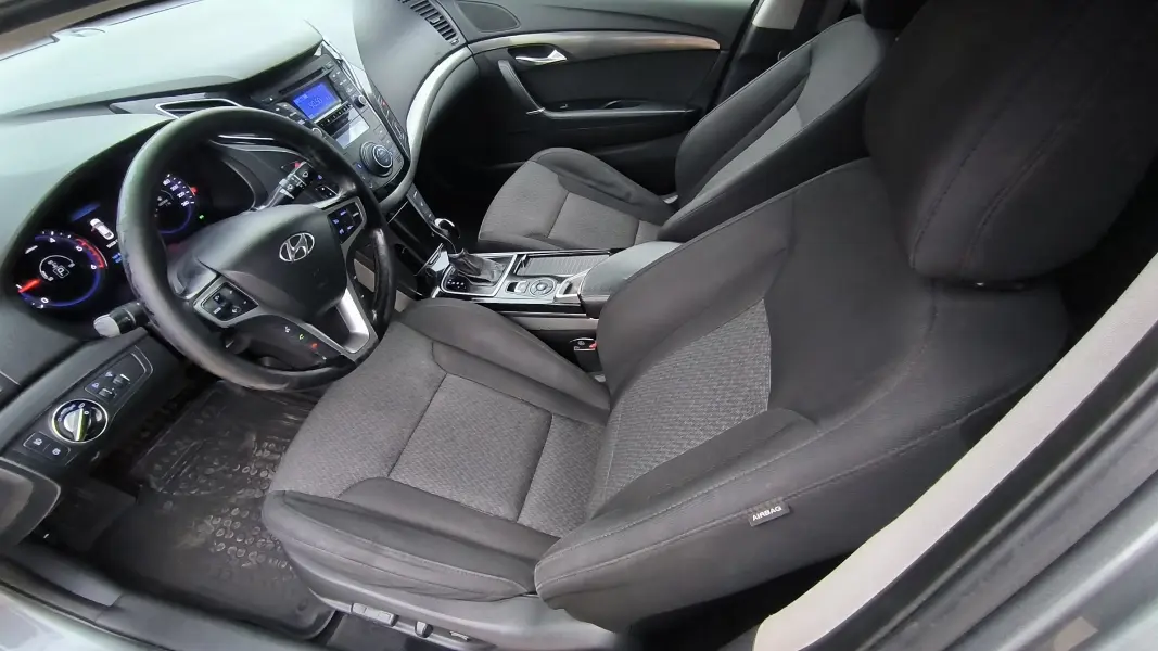 Hyundai i40 2013 г. 247000 км