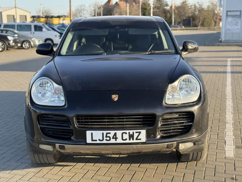 Porsche Cayenne 2005 г. 250000 км