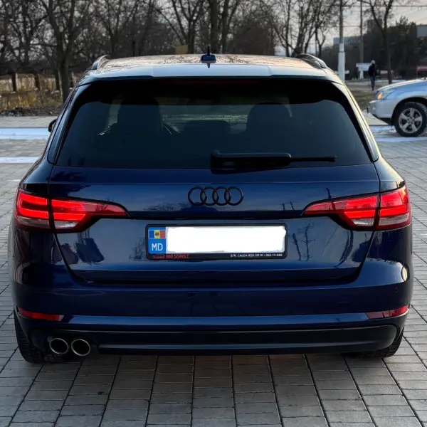 Audi A4 2016 г. 212000 км