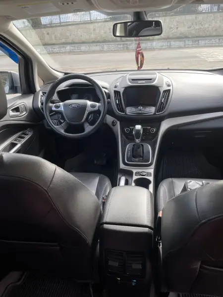 Ford C-Max 2012 г. 270000 км