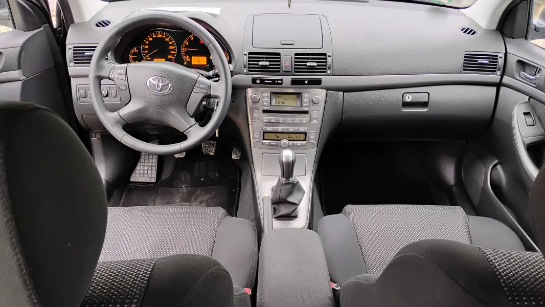 Toyota Avensis 2006 г. 189000 км