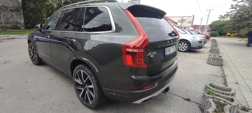 Volvo XC90 2018 г. 92000 км